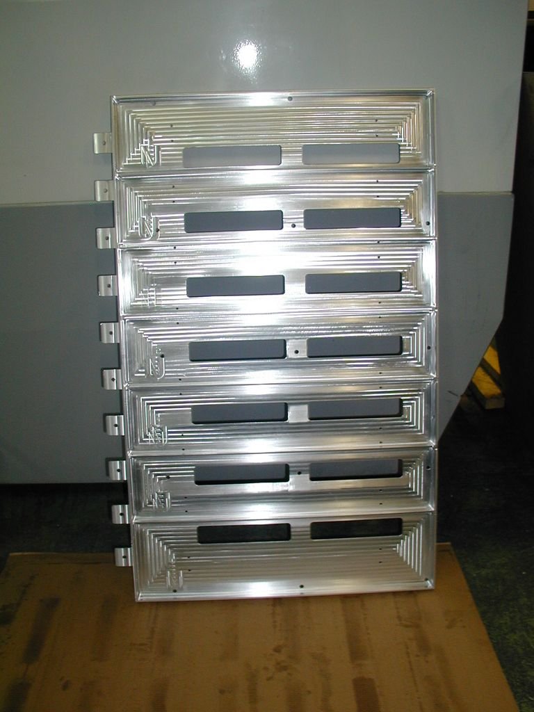 Photo: AA6082 chassis